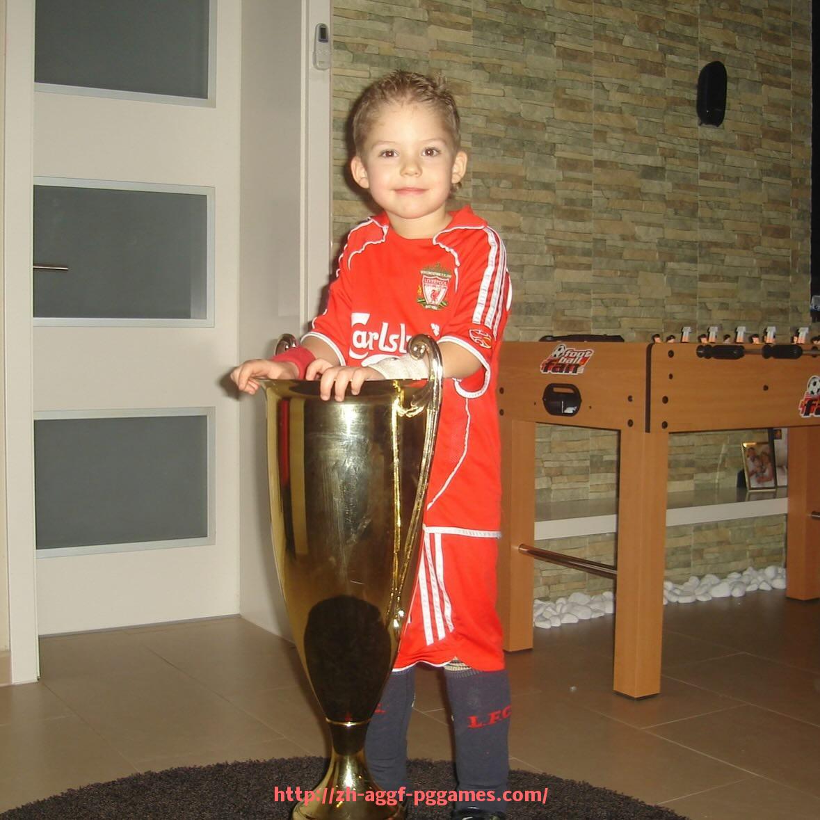 PG模拟器官方网站-法甲马赛与国际球星合作历史与未来潜力